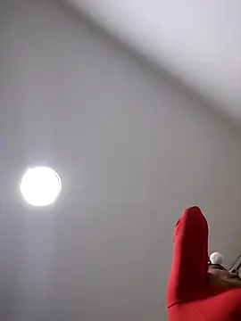 Laia torres1 online show from December 18, 5:23 am