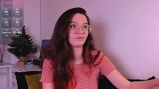 miabellee online show from December 14, 9:42 pm