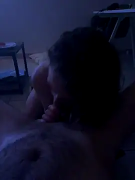 ellafr13 online show from November 28, 4:01 am