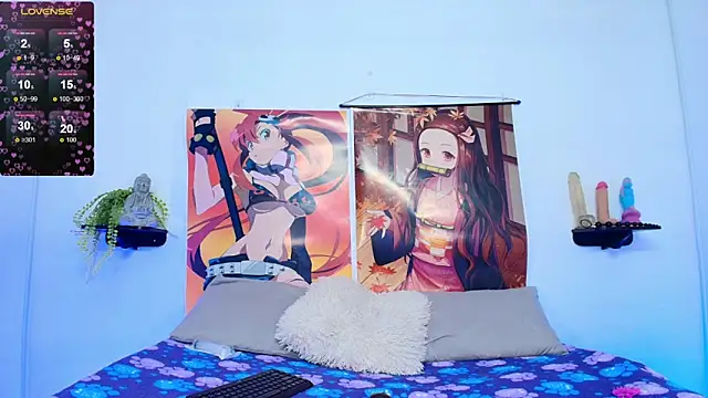 Maddy  Jones online show from March 24, 7:14 pm