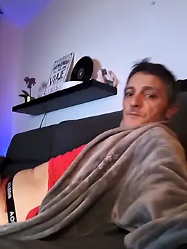 xelyber online show from February 24, 4:24 am