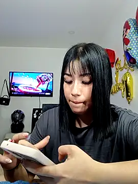 hot-shaved-baby online show from November 20, 8:09 pm