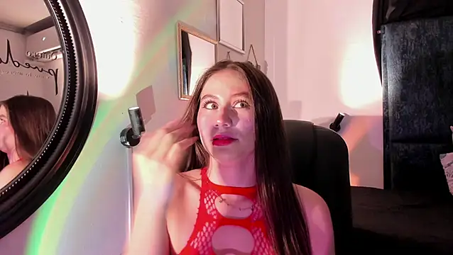 MiaWhiteBunny online show from July 15, 9:33 pm