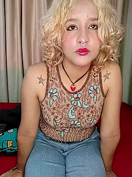 Snapshot of ahsly_Zam chatting on January 10, 2:51 am ahsly Zam online show from January 10, 2:51 am