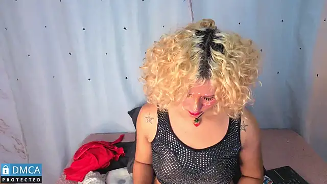 Snapshot of ahsly_Zam chatting on February 6, 3:02 am ahsly Zam online show from February 6, 3:02 am