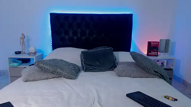 Snapshot of ray_Weeed chatting on November 28, 10:32 pm ray Weeed online show from November 28, 10:32 pm