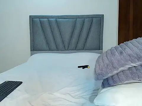 Snapshot of ray_Weeed chatting on March 13, 1:32 am ray Weeed online show from March 13, 1:32 am