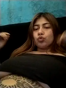 Emmyxxx online show from December 22, 7:08 am