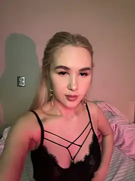 Miss Alisse online show from November 27, 6:08 pm