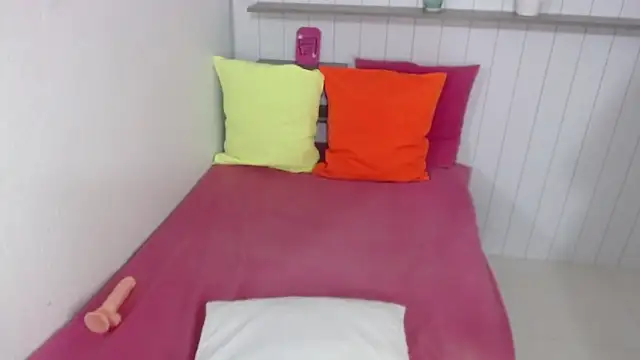 Ivonny Hot online show from November 26, 8:20 pm