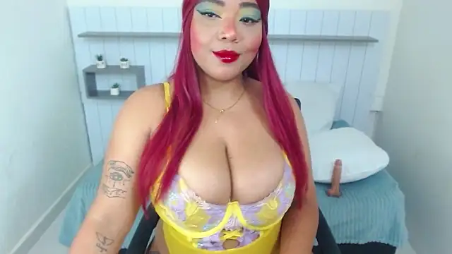 Snapshot of Ivonny_Hot chatting on July 12, 4:46 am Ivonny Hot online show from July 12, 4:46 am