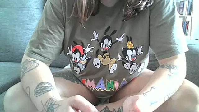 xxxluana online show from February 20, 5:15 pm