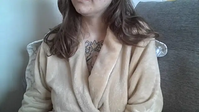 xxxluana online show from July 15, 6:04 pm