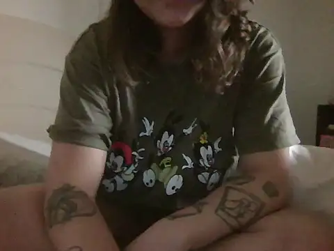 Snapshot of xxxluana chatting on November 24, 5:02 pm xxxluana online show from November 24, 5:02 pm