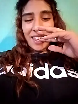 cata bronw online show from February 21, 5:04 pm