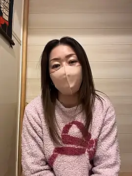 Snapshot of ---AN--- chatting on January 15, 2:42 pm ---AN--- online show from January 15, 2:42 pm