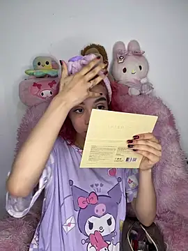 Valen-Foxx1 online show from March 26, 5:39 am