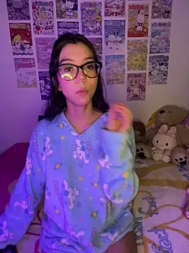 Valen-Foxx1 online show from December 19, 6:16 am