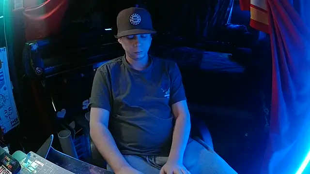 Bowerboi online show from December 4, 8:02 am