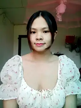 quynhquynh  online show from November 27, 4:02 am