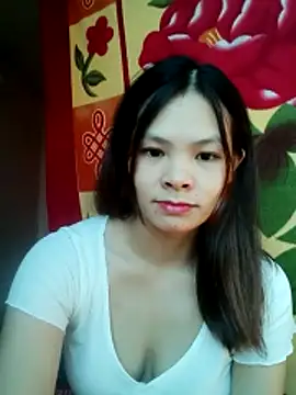quynhquynh  online show from November 22, 2:21 am