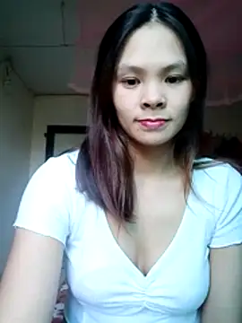 quynhquynh  online show from November 30, 8:26 am
