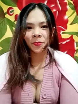 quynhquynh  online show from January 15, 2:20 pm