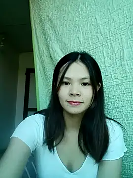 quynhquynh  online show from November 23, 6:23 am