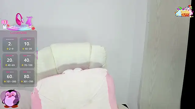 Snapshot of XIAOFENG-2025 chatting on November 20, 5:41 am XIAOFENG-2025 online show from November 20, 5:41 am