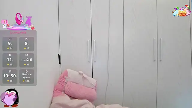 XIAOFENG-2025 online show from December 2, 6:37 am