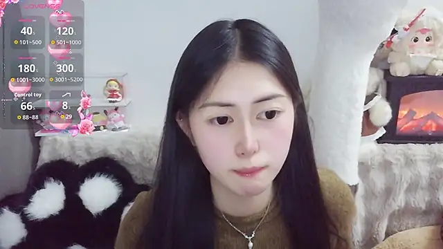 TuTu-077 online show from May 4, 7:17 pm