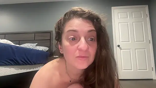 Nikkisnow99 online show from December 5, 12:43 am