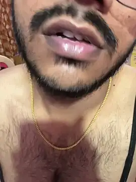 Snapshot of Ranveer0801 chatting on December 19, 7:27 pm Ranveer0801 online show from December 19, 7:27 pm