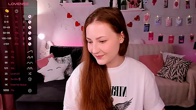 velvet cherry  online show from May 6, 8:51 am