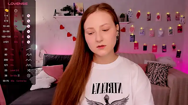 velvet cherry  online show from January 15, 8:18 am