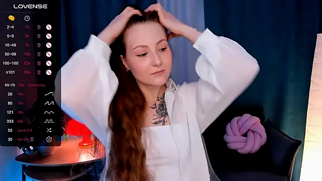 velvet cherry  online show from November 30, 8:48 am