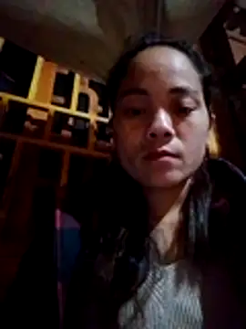 bela-hayes online show from December 5, 1:43 pm