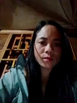 bela-hayes online show from December 17, 8:14 pm