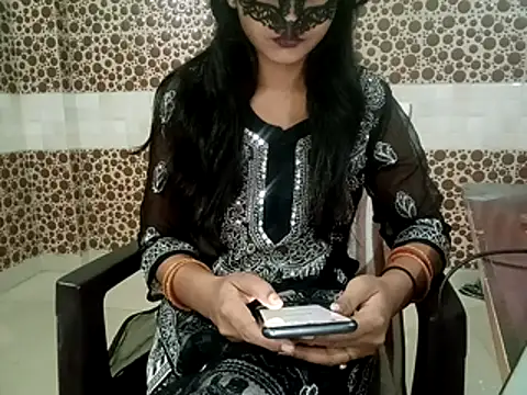 Snapshot of Sassy_Shanvi chatting on April 13, 12:47 am Sassy Shanvi online show from April 13, 12:47 am