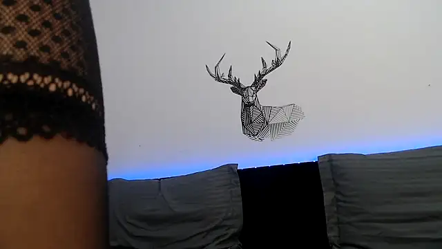 sweetl30 online show from April 4, 6:09 am