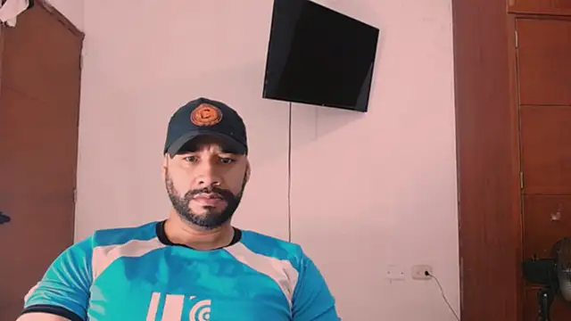 musclehetero online show from January 13, 12:53 pm