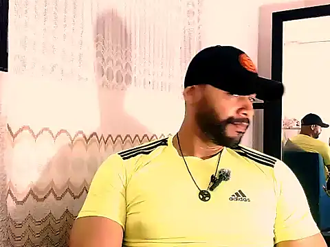 musclehetero online show from May 23, 9:25 pm