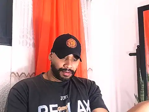 musclehetero online show from June 2, 6:30 pm