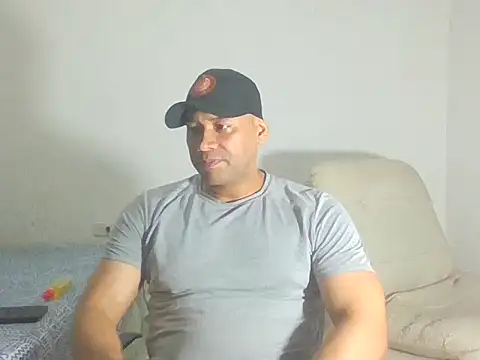 musclehetero online show from December 1, 6:36 am