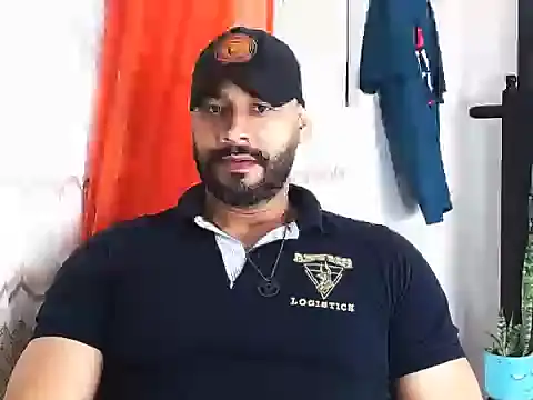 Snapshot of musclehetero chatting on June 6, 7:08 pm musclehetero online show from June 6, 7:08 pm