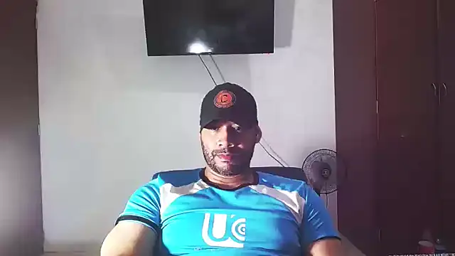 musclehetero online show from December 15, 6:41 am