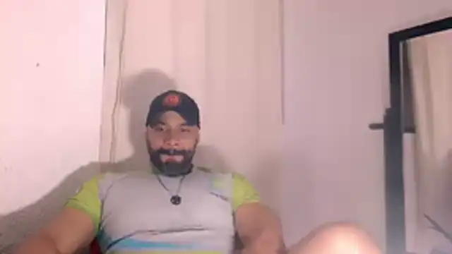 Snapshot of musclehetero chatting on June 27, 12:22 pm musclehetero online show from June 27, 12:22 pm