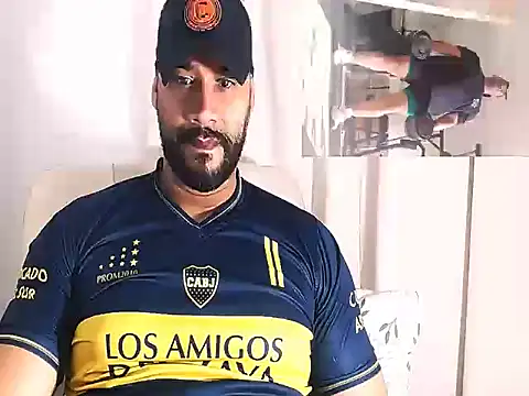 Snapshot of musclehetero chatting on March 1, 1:55 pm musclehetero online show from March 1, 1:55 pm