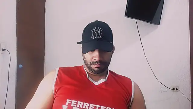 musclehetero online show from January 7, 11:15 am