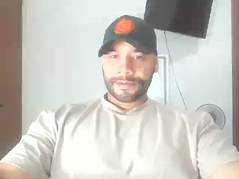 musclehetero online show from December 21, 8:20 pm